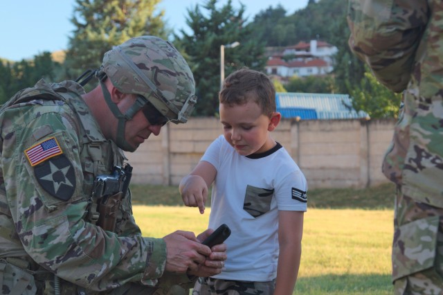 2CR scores goal at static display in Macedonia
