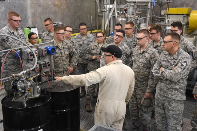 153rd Intelligence Squadron Tour 02
