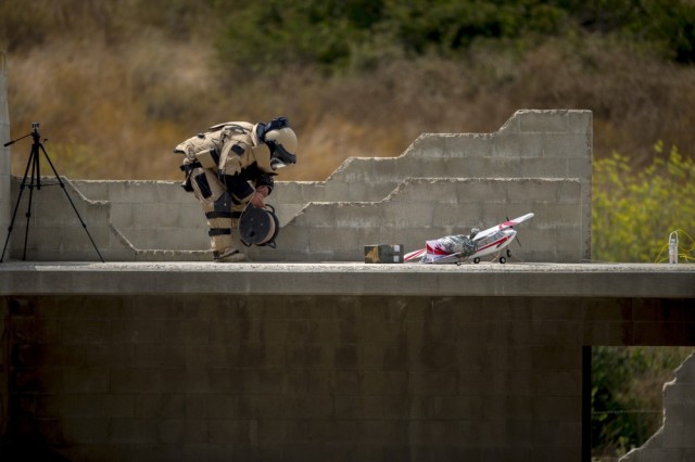 Raven's Challenge bomb tech exercise brings together Army, sister services, civilian agencies