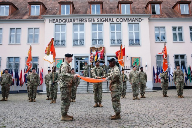 5th Signal Command cases colors after 43 years in Europe