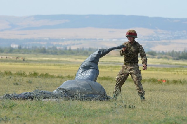 2nd PARA cross trains with Georgia Army National Guard