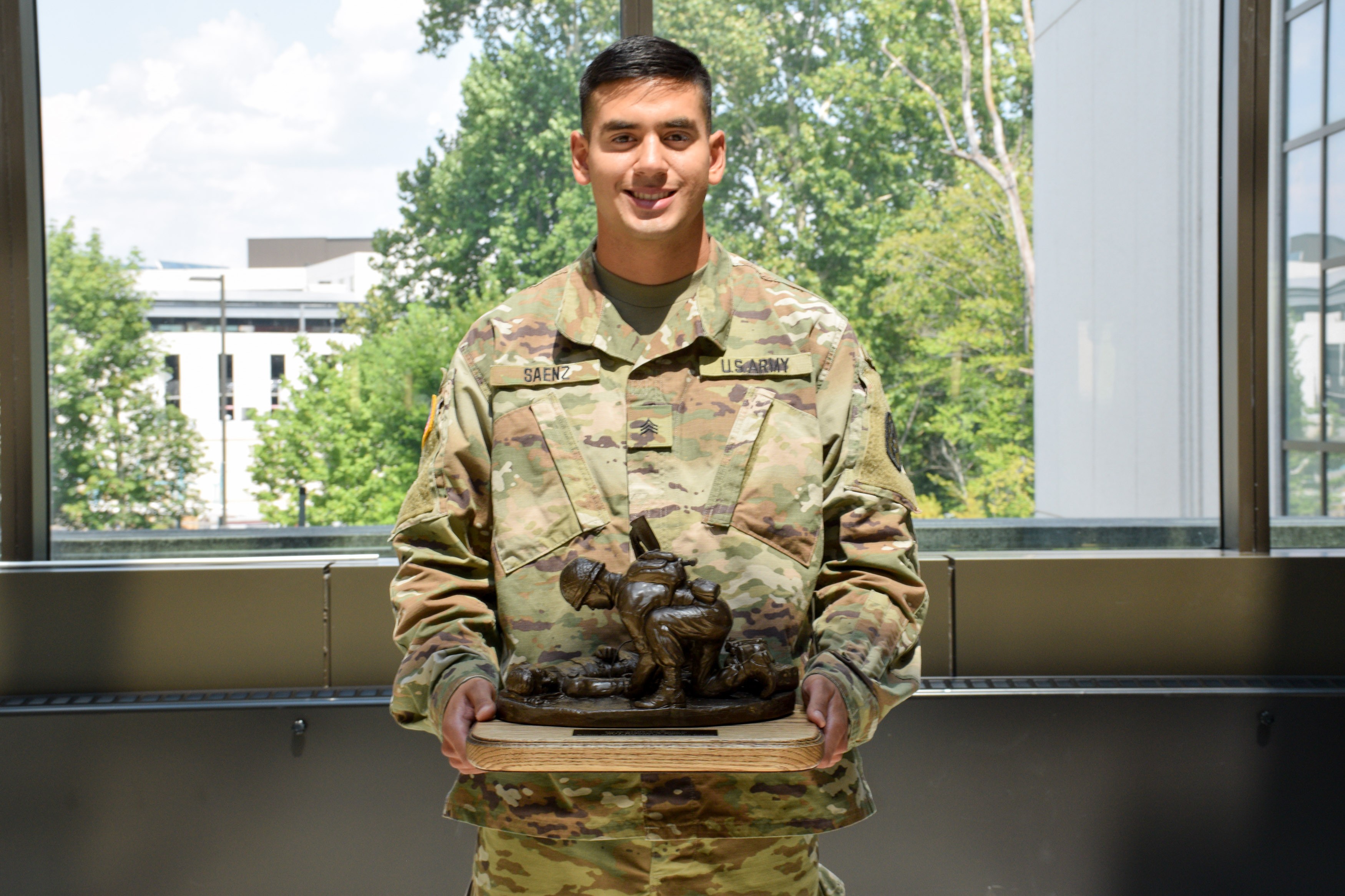 WRNMMC Soldier Wins Best Warrior Competition Article The