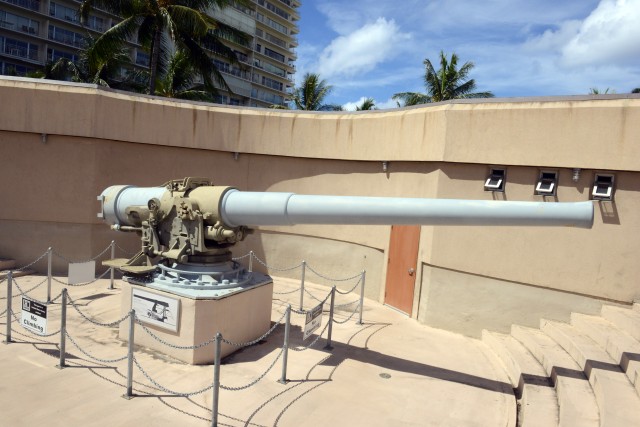 Ring of steel protected Oahu from invasion but not from attack by air