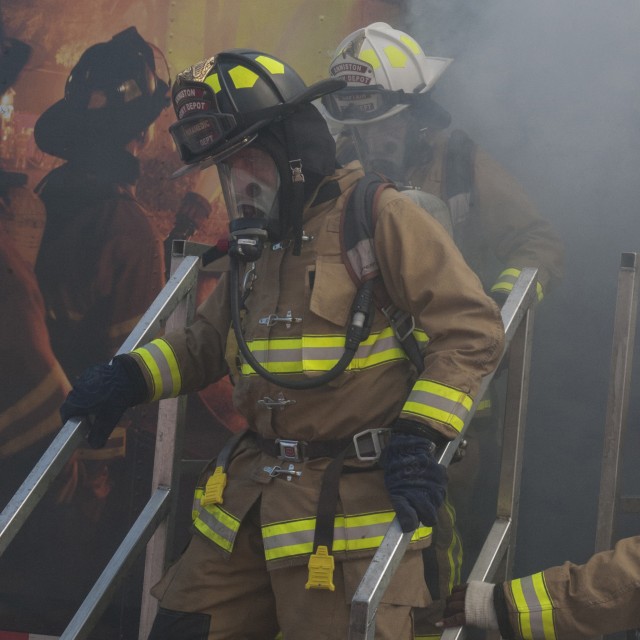 Firefighters train with Alabama Fire College simulator