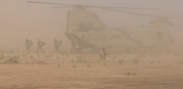Paratroopers augment ISF security