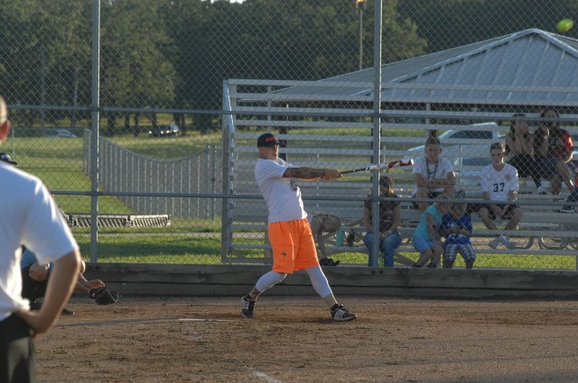 Marine Det. repeats as Fort Leonard Wood softball champs