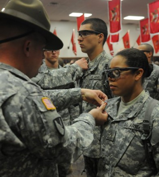 Female Soldier Fort Leonard Wood