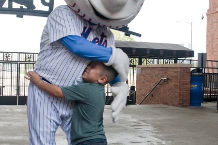 Army takes swing at New York Mets softball classic, Article