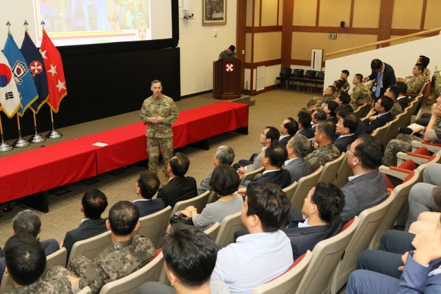 The National Defense Committee visits Eighth Army HQs