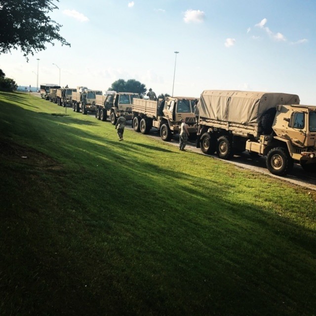 Army Reserve Soldiers support federal agencies through flooded Houston streets