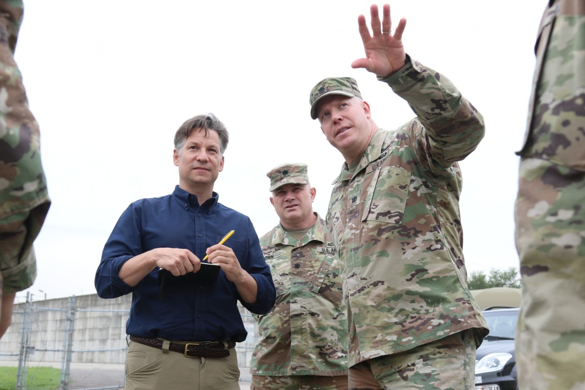 NBC News' chief foreign correspondent visits 35th ADA Brigade | Article ...