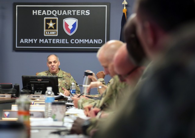 Summit brings Army industry leaders new perspective