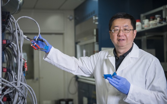 Army, UMD researchers develop water-based lithium-ion batteries that don't explode