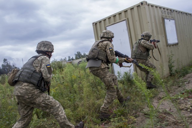 Urban tactics taught at Yavoriv CTC | Article | The United States Army