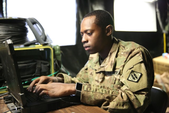 Army Signal Soldiers support movement of regionally allocated forces in Poland