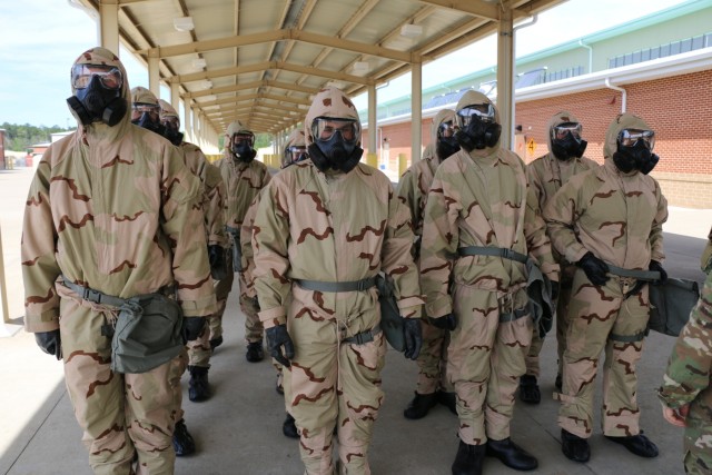 6-8 CAV trains on Army's newest gas mask