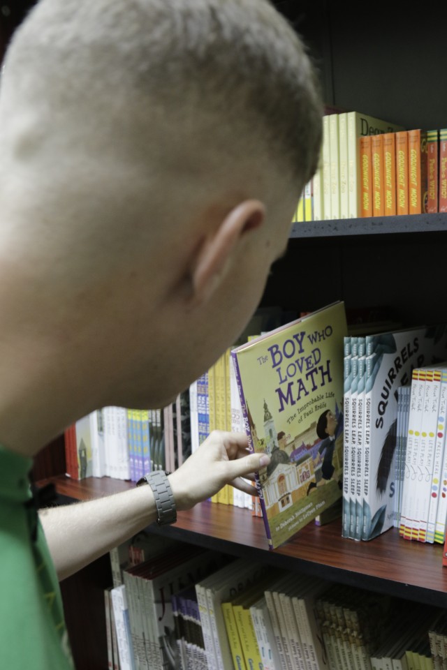 USO United Through Reading Program