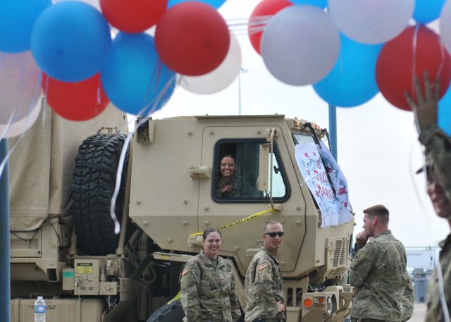 Oklahoma Army National Guard Soldiers marry while activated for Hurricane Harvey relief efforts