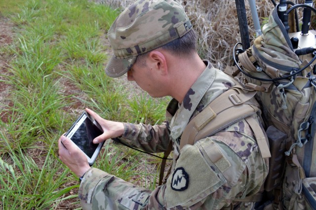Electronic warfare specialists train on VROD systems