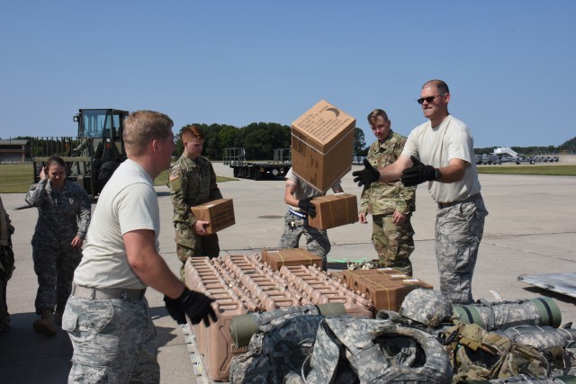 Troops behind the scenes help send Guard aid to Florida
