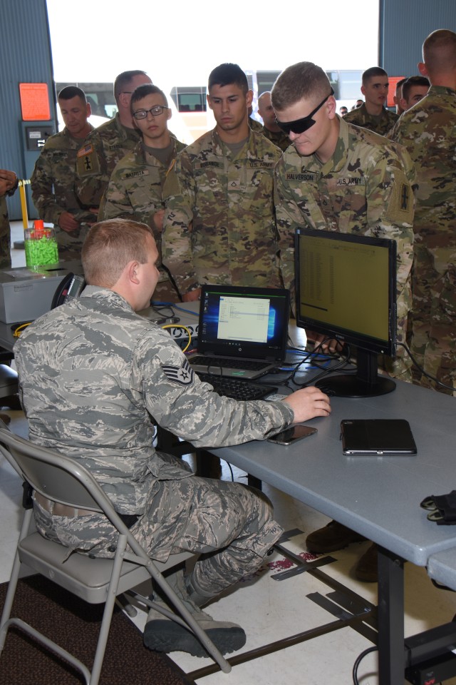 Troops behind the scenes help send Guard aid to Florida