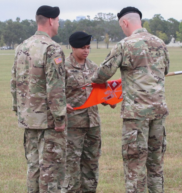 35th Theater Tactical Signal Brigade Hosts 518th TIN Deactivation