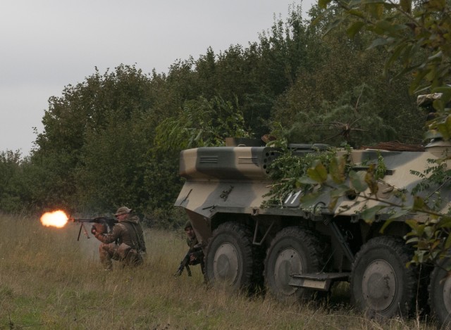 Rapid Trident 2017: Tactical Airdrop Operations