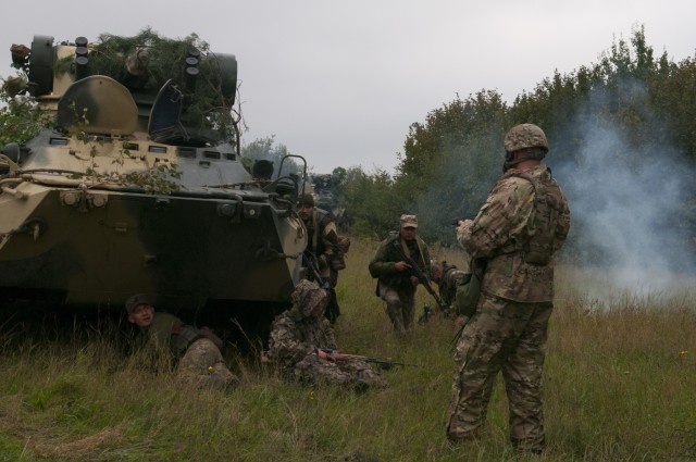 Rapid Trident 2017: Tactical Airdrop Operations