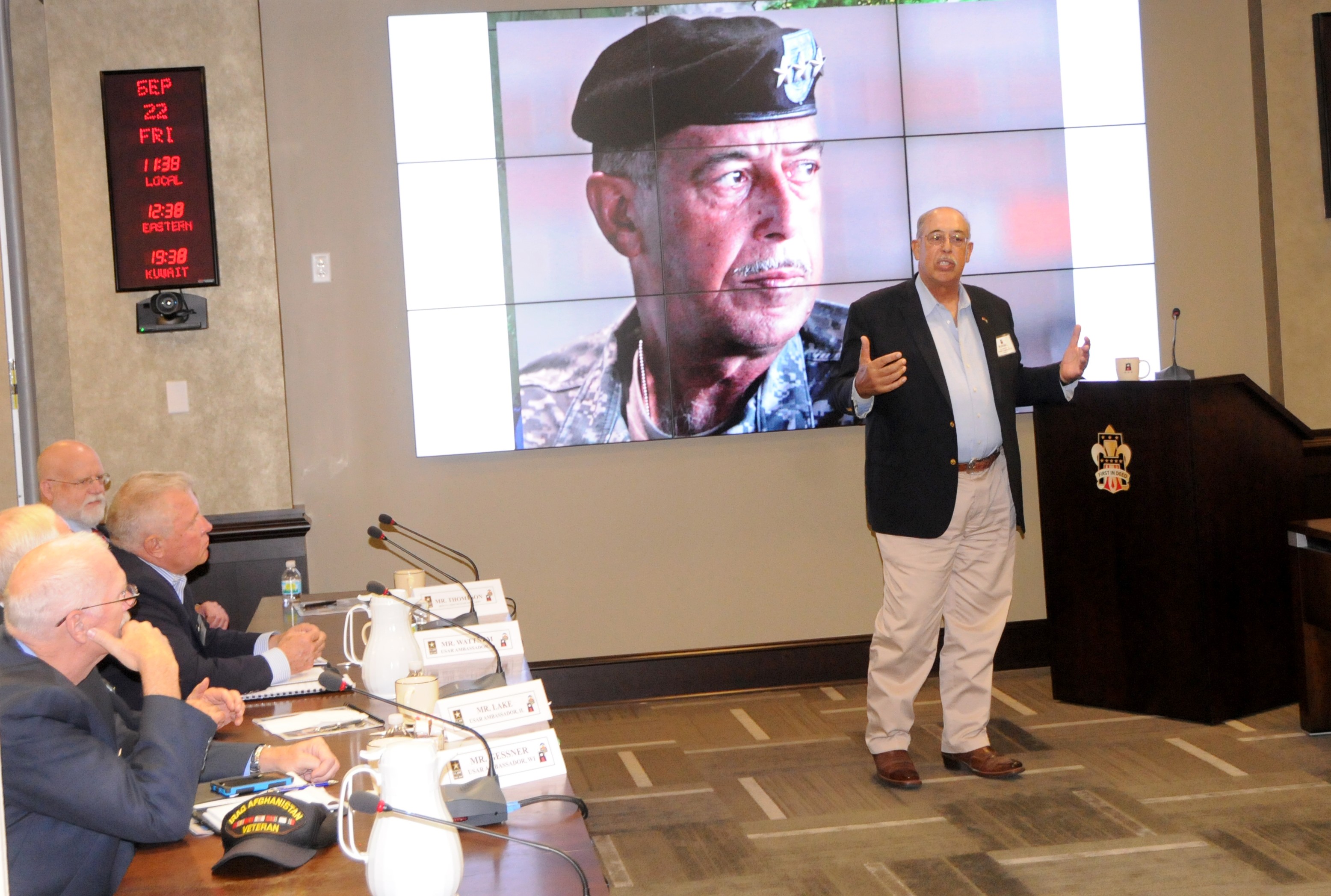 Retired General Talks Leadership At First Army Headquarters | Article ...