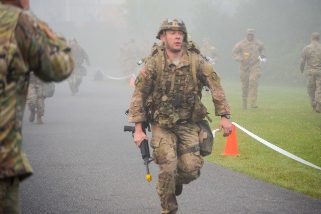 Dragoons earn the Expert Field Medical Badge
