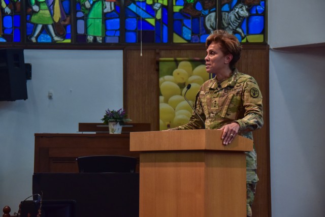 Army Surgeon General shares on leadership at TogetHER Meeting