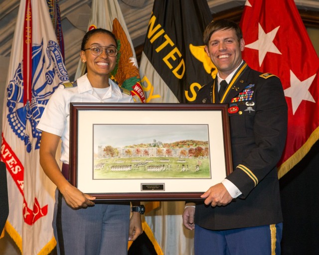USMA First Capt. Simone Askew and Nininger Award Recipient