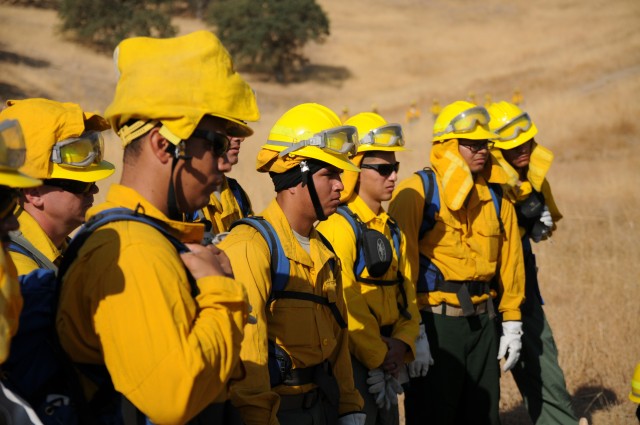 California National Guard mobilizing to help battle massive wildfires