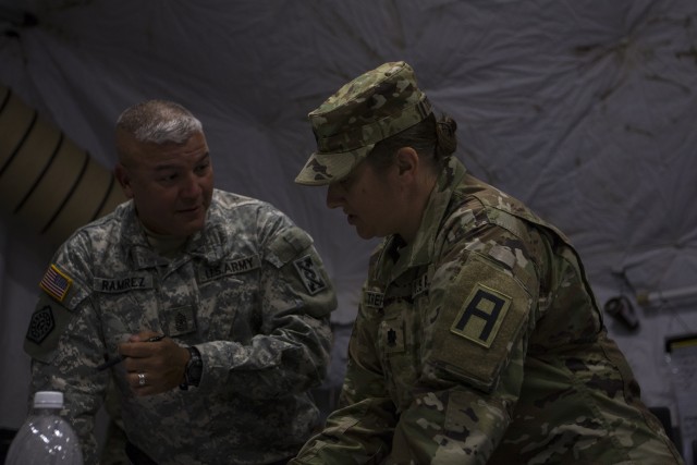 Soldiers participate in Warfighter exercise