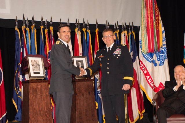 Gyllensporre honored