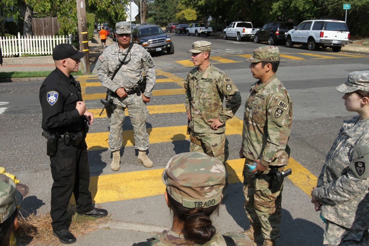 Army National Guard members make a difference at California fire