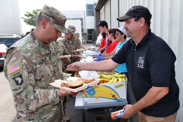 California Guard members receive outpouring of support during Northern California fires