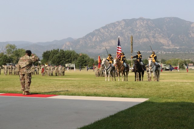 71st Ordnance Group Uncasing & Change of Responsibility Ceremony