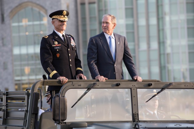 George W. Bush receives West Point's Thayer Award