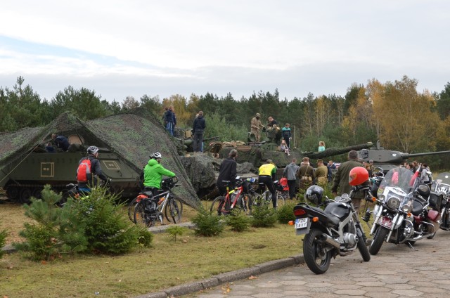 Big Red One Soldiers Support POW Museum in Poland