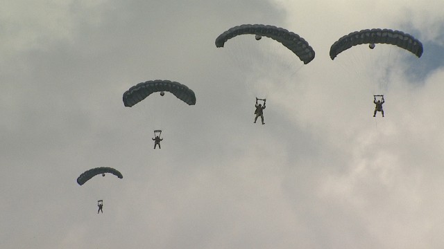 Airborne Special Forces test new Parachute Navigation System at Ft. Bragg