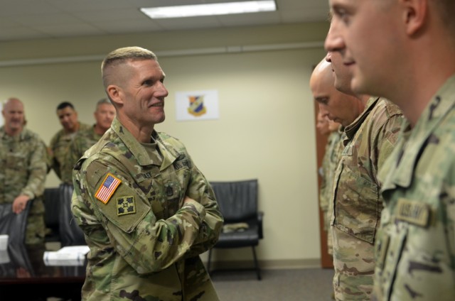 SMA Dailey pays a visit to Army's 1st SFAB