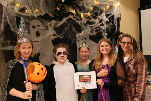Trick-or-Treaters at the Brussels Trunk-or-Treat