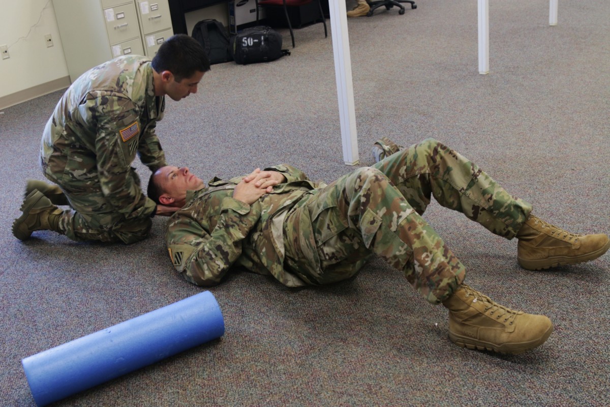 1st SFAB Combat Advisor Teams receive training on physical therapy