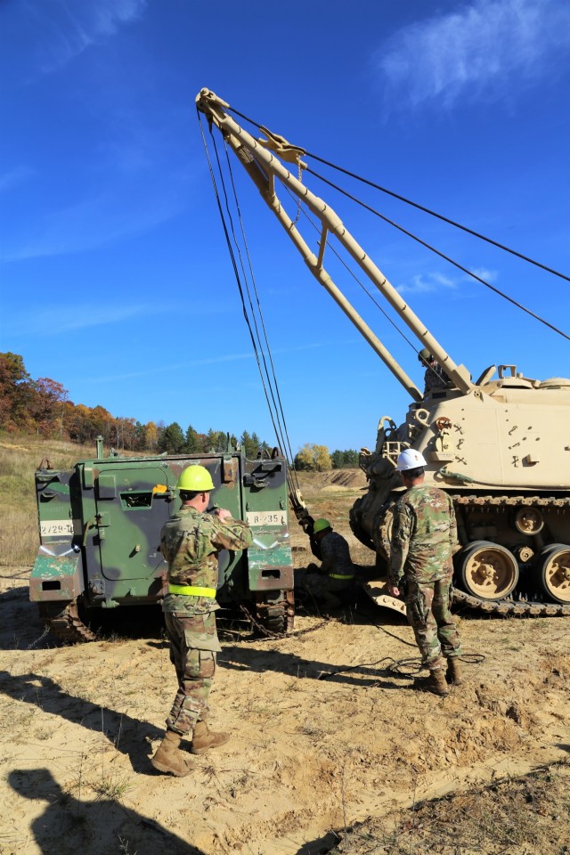 Fort McCoy's RTS-Maintenance holds first Tracked Vehicle Recovery Course