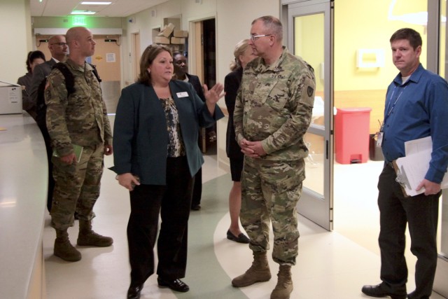 TACOM commanding general visits John D. Dingell VA Medical Center