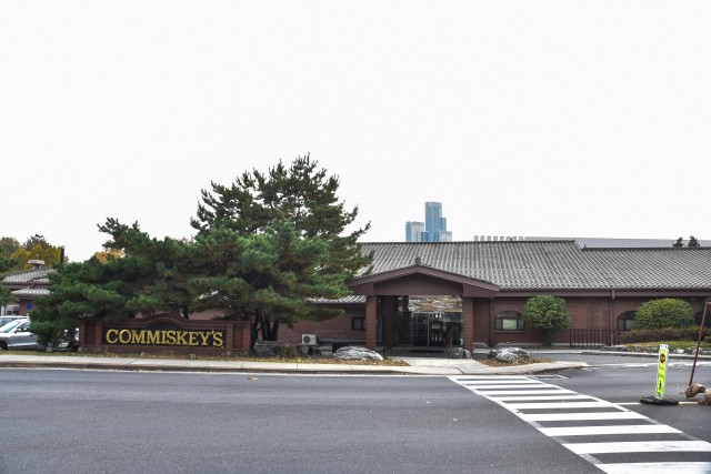 Yongsan bids farewell to Arts & Crafts Center & Commiskey's CAC