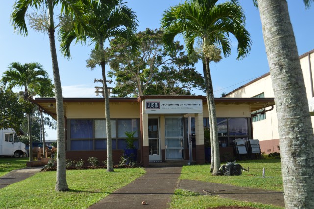 Schofield Barracks USO Center opens