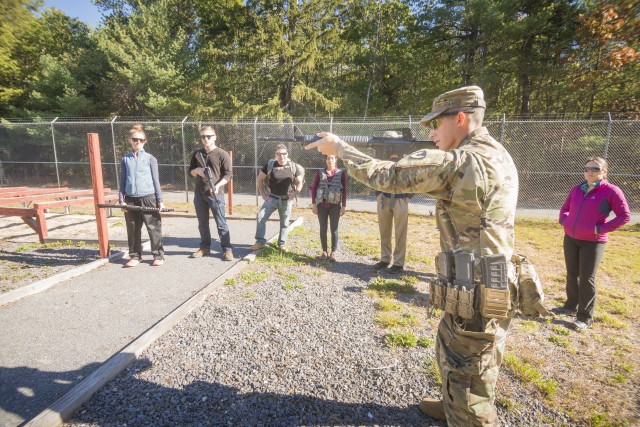Staff Sgt. Sandoval instructs