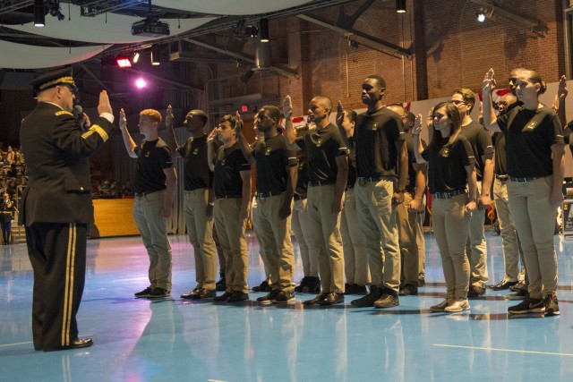 Milley: no reduction of standards to meet recruiting goals